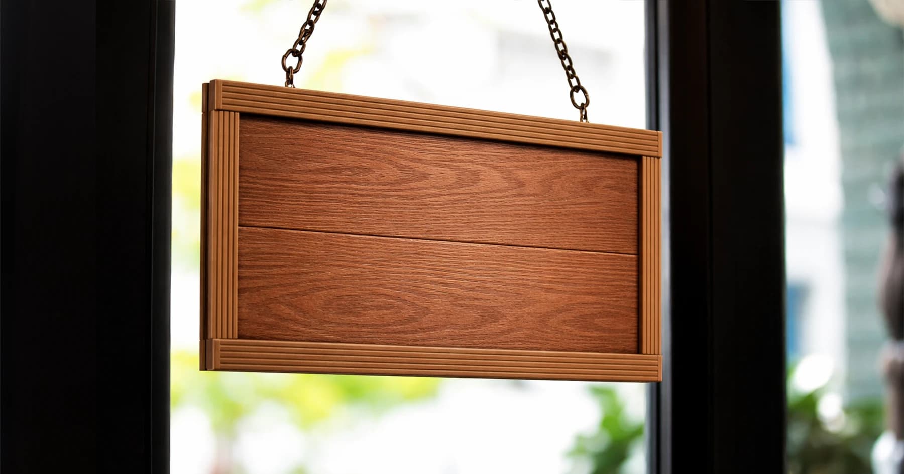 چوب پلاست در تابلوسازی