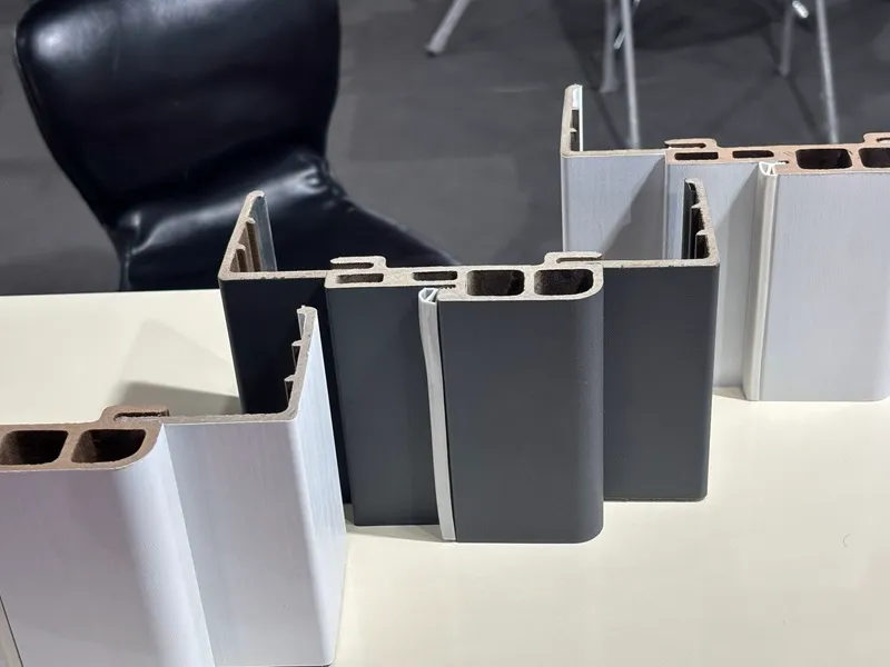 نمایشگاه بین‌المللی در و پنجره