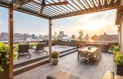 چوب پلاست در آلاچیق