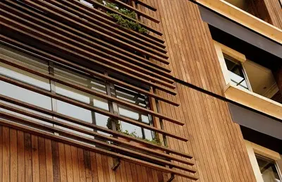 نمای ساختمان با چوب پلاست